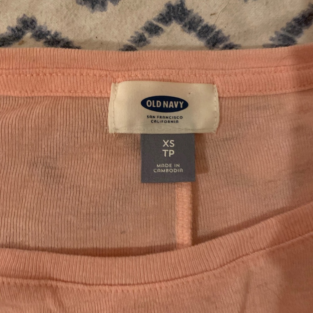 2 for 8 SALE!! Pink Old Navy t - Picture 2 of 2